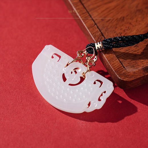 新疆国玉盟世玉【玉扇金辉】金镶羊脂玉挂件【带证书·顺丰物流】 商品图1