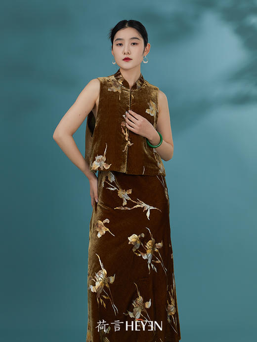 荷言GL 合璧 锦绒一枝花鎏金丝绒新中式马甲秋冬季 商品图1