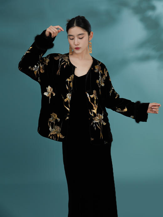 荷言GL 玉门关 真丝丝绒鎏金一枝花长袖上衣秋冬外套 商品图3