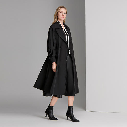 EITIE爱特爱黑白印花领带更显精致泡泡袖优雅风衣8304008 商品图1