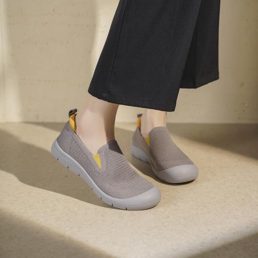 【秋季新款】西村名物2025年秋季新款薄底防滑平跟软底舒适休闲鞋深口单鞋T25CM36021 商品图2