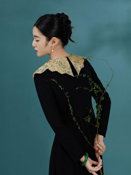 荷言GL 四垂云 非遗宋锦云肩假两件黑色羊毛连衣裙秋冬保暖 商品图3