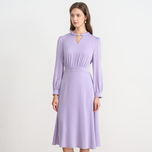 EITIE爱特爱秋季新款时尚挂脖V领收腰显瘦通勤连衣裙7907627 商品图7