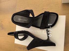 【不退不换】良木礼羊皮高跟鞋（617-1）