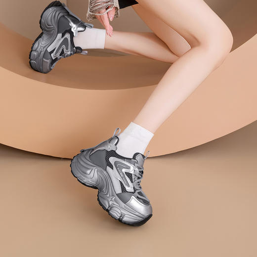 [增高9cm]西村名物2025新款时尚百搭老爹鞋女网面舒适厚底休闲鞋 X85BQ683623 商品图3