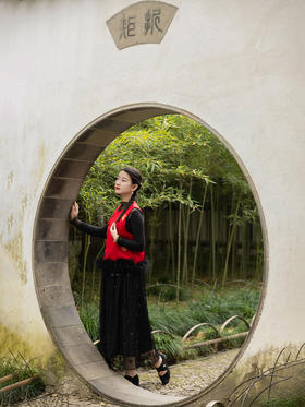 荷言HEYEN 盈盈 大红色真丝织金蝴蝶绗棉马甲背心秋冬季