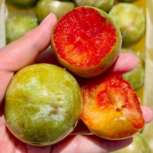 【顺丰空运】新疆恐龙蛋 新品红肉李子胭脂杏李整箱包邮黑布林新鲜水果 商品图1