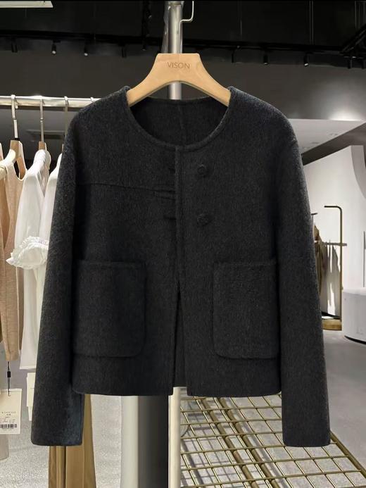 【高端系列】手工定制2253款69.2%绵羊毛短款双面尼外套-喜出 商品图5