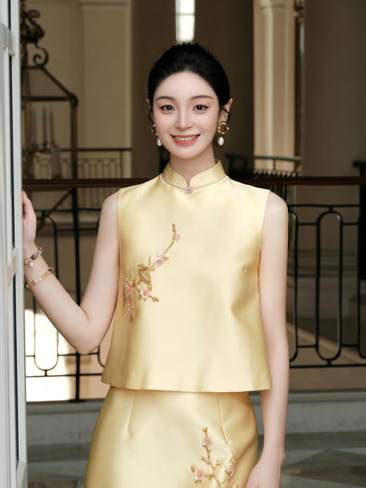 廷前观棠 | 晓春集短袖上衣 商品图1