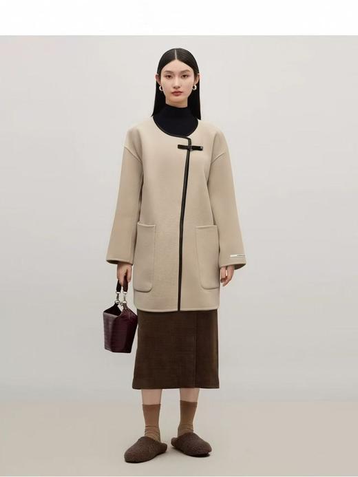 【高端系列】手工定制8503款5%山羊绒➕95%澳洲羊毛优雅皮扣包边双面尼中款大衣-喜出 商品图0