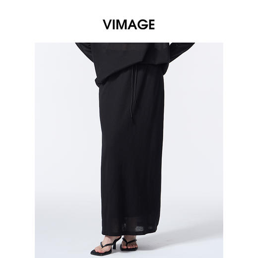 VIMAGE纬漫纪通勤百搭休闲高腰莱赛尔黑色直筒秋季新款半身裙V2406101 商品图0