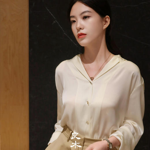 【预售7天】良木礼真丝翻领衬衫（X7345） 商品图1