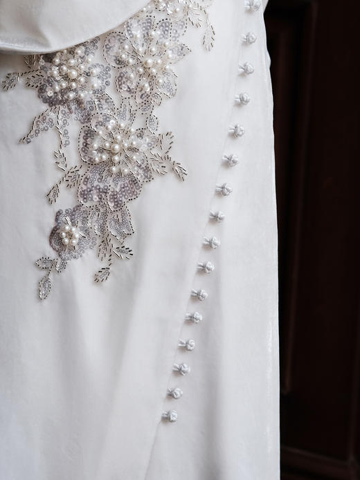 盛唐牡丹| 法式串珠丝绒设计半裙 商品图1