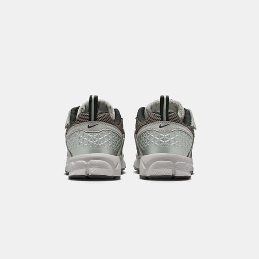 Nike Vomero 5 幼童运动鞋 HF6999 商品图5