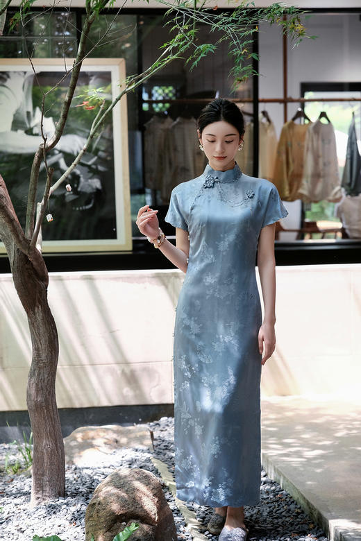 盛唐牡丹| 真丝提花古法旗袍裙 商品图0