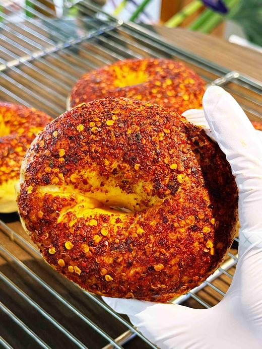 四川辣味香肠贝果 商品图3