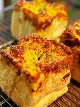 招牌海苔肉松吐司