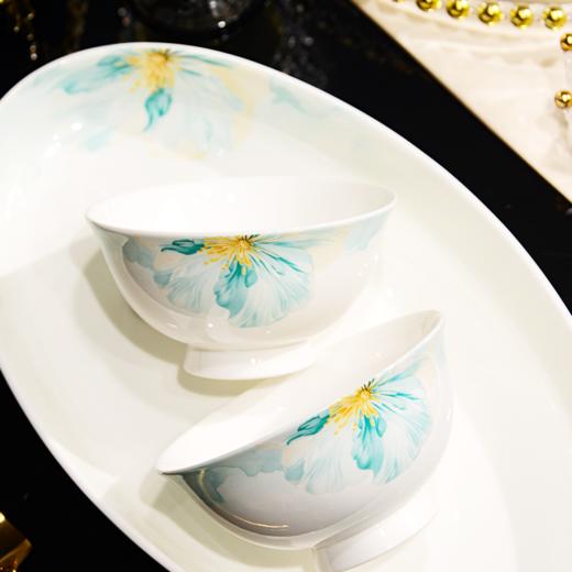 凡瑞斯青葱岁月12人用42头骨瓷餐具 商品图1