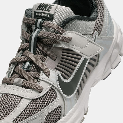 Nike Vomero 5 幼童运动鞋 HF6999 商品图6