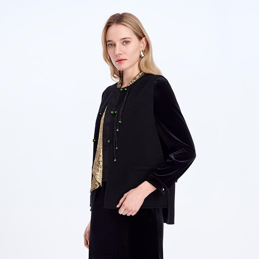 EITIE爱特爱新中式绿色宝石流苏扣纯羊毛马甲大衣8314001 商品图2