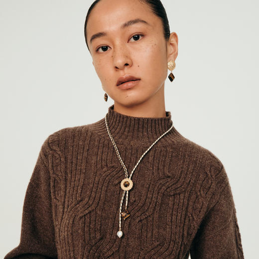 送女友lost in echo2025早秋新款异域可调节皮绳编织长项链毛衣链 商品图3