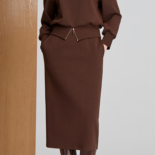 EITIE爱特爱休闲直筒包容性强半身裙8306010 商品图3