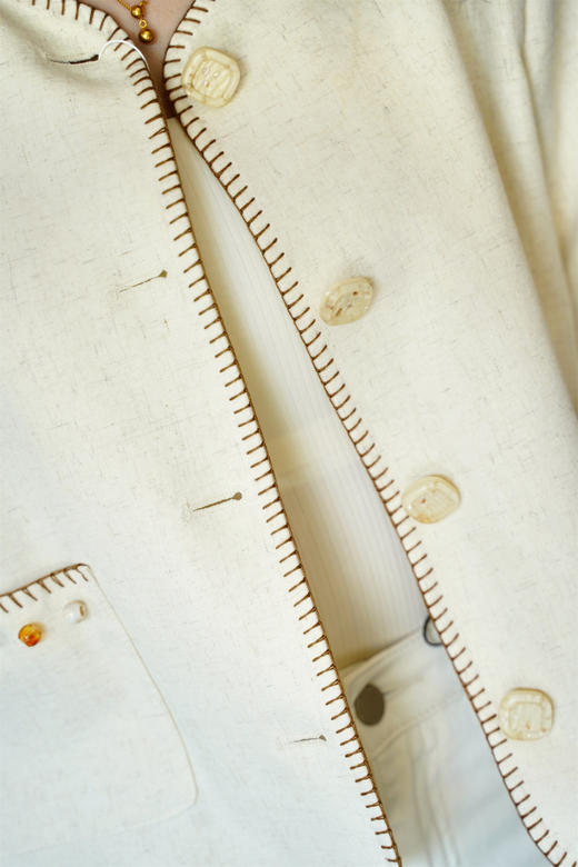 臣禾	【钩边香风外套】设计感圆领短外套	JZ253010101 商品图5