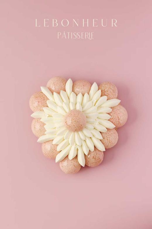 香草白桃圣多诺黑·西点 商品图1