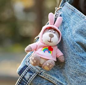 小熊汉斯兔耳卫衣挂件粉色