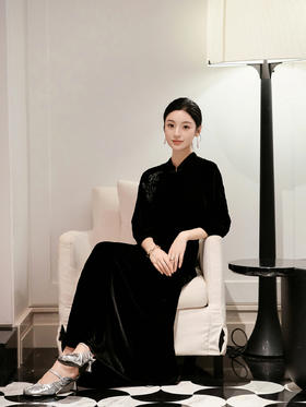 盛唐婧| 重磅真丝绒重工珠绣七分袖连衣裙