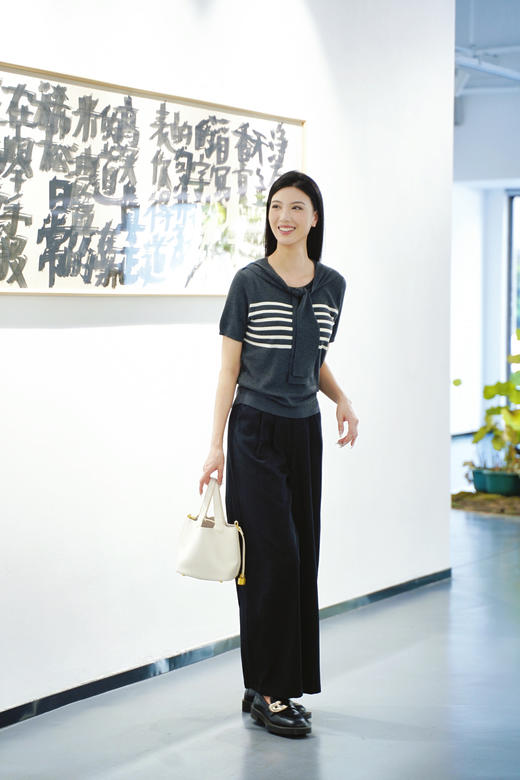 现货  臣禾	【披肩条纹T】圆领短袖针织上衣（披肩不可拆卸）	JZ253090275 商品图7