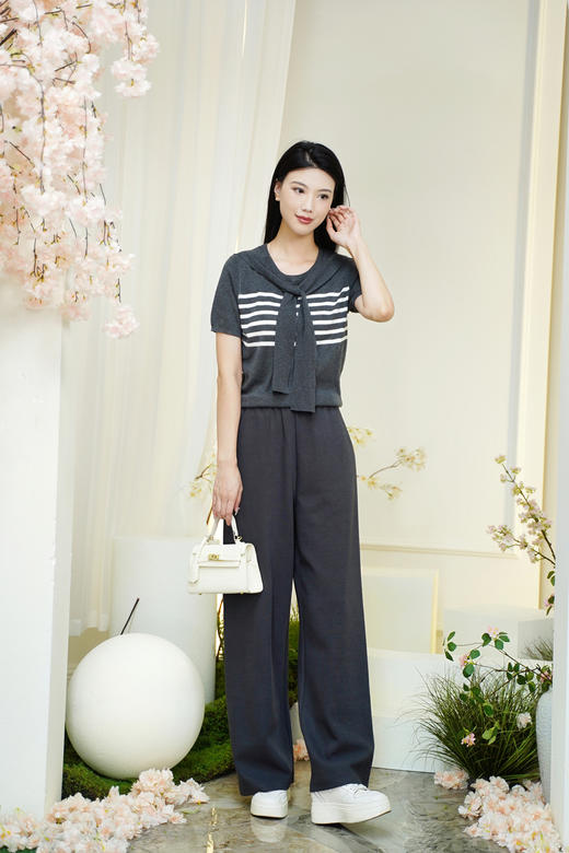 现货  臣禾	【披肩条纹T】圆领短袖针织上衣（披肩不可拆卸）	JZ253090275 商品图13