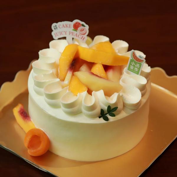 四重奏鲜果牛乳蛋糕