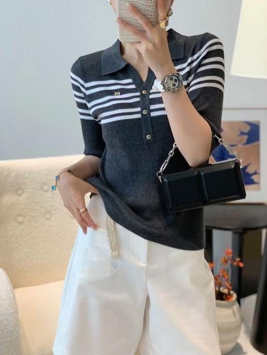 女装25秋冬新品V领中袖羊毛上衣2291-6801 商品图0