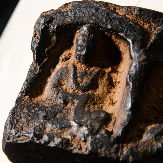 北魏佛造像砖雕镶嵌歙石砚 商品图7