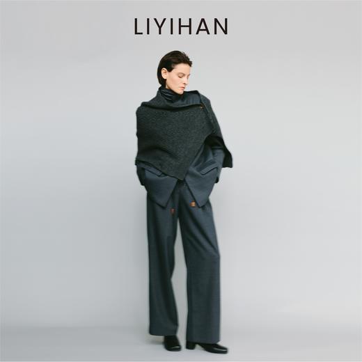 LIYIHAN 2025秋冬季新款通勤百搭羊毛针织衫马甲灰色女设计感披肩 商品图2