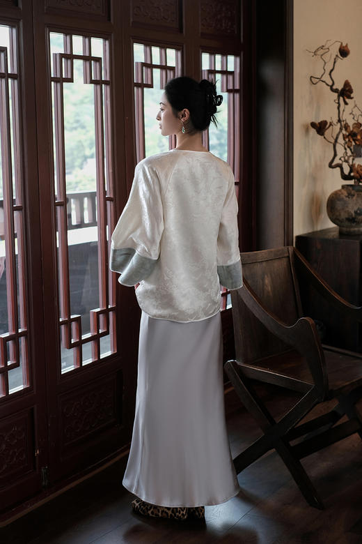 盛唐牡丹盛奢系列| 闲云野鹤丝毛拼西阵织外套 商品图3