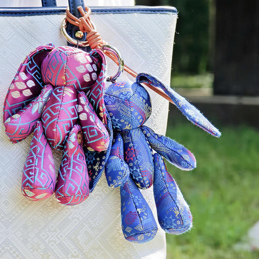 壮锦长耳兔挂件 商品图2