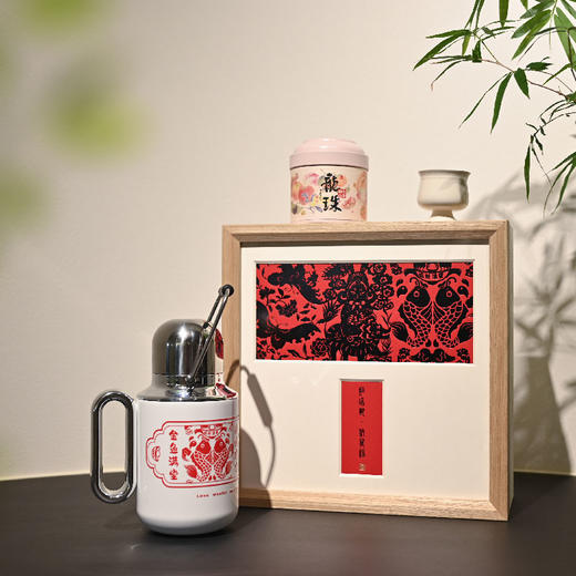 羽诗制造出品 瑞兽献礼·斟福保温壶陈皮白茶龙珠陶瓷品茗杯文创礼盒 商品图0