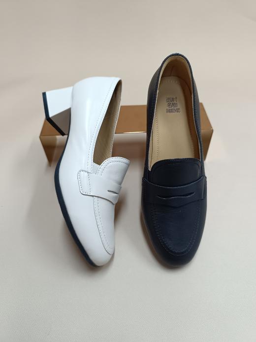 西村名物2025年秋季新款舒软原皮中跟防滑粗跟百搭深口单鞋乐福鞋X25CM30181 商品图2