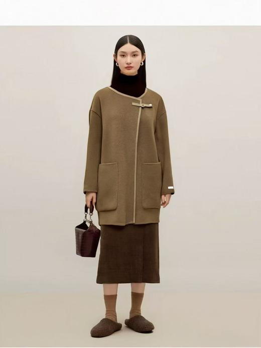 【高端系列】手工定制8503款5%山羊绒➕95%澳洲羊毛优雅皮扣包边双面尼中款大衣-喜出 商品图7