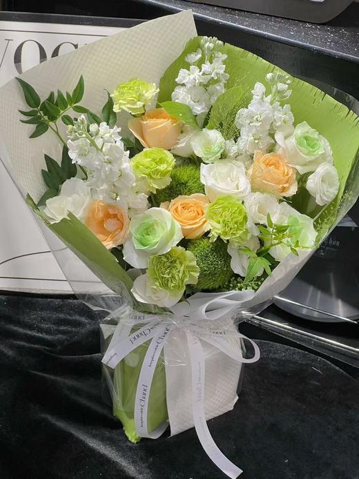 处女座守护花束：浮光夏韵 商品图0