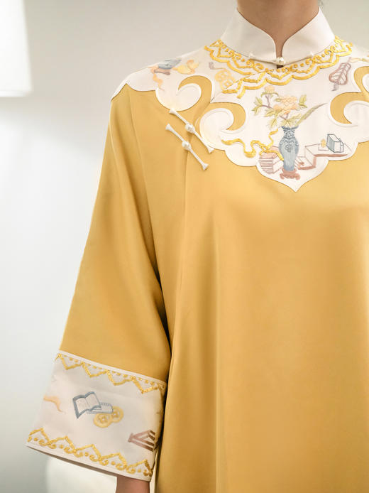 盛唐牡丹大师系列-卢梅红 | 金缕真丝如意纹手绣长裙 商品图3