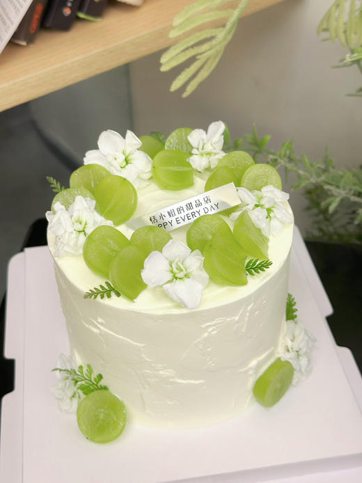 阳光青提，清新水润，夹心部分青提特调奶油加水晶脆啵啵 商品图0