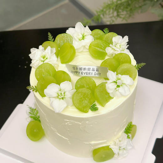 阳光青提，清新水润，夹心部分青提特调奶油加水晶脆啵啵 商品图4