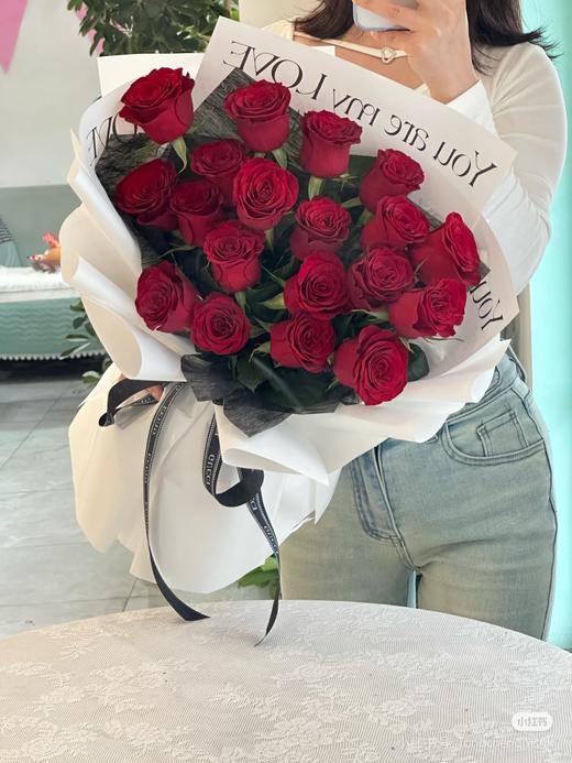 女神节19朵红玫瑰 商品图8