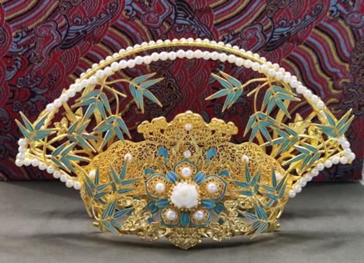 宋冠 嵌珊瑚 鹦鹉羽毛点翠 商品图0