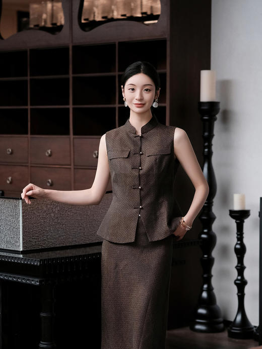 盛唐婧| 轻奢织金香云纱时尚上衣 商品图12