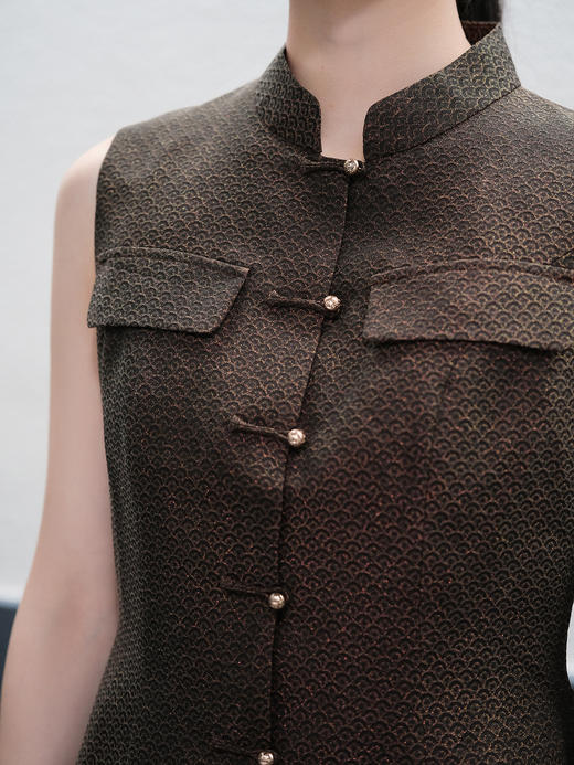 盛唐婧| 轻奢织金香云纱时尚上衣 商品图4