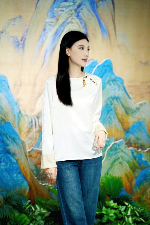 臣禾 吊坠新中式衬衫JZ241080558【金猪甄选】 商品图0